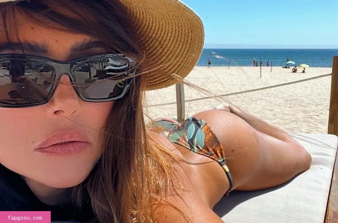 Deborah Secco