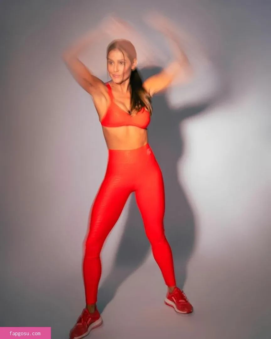 Deborah Secco