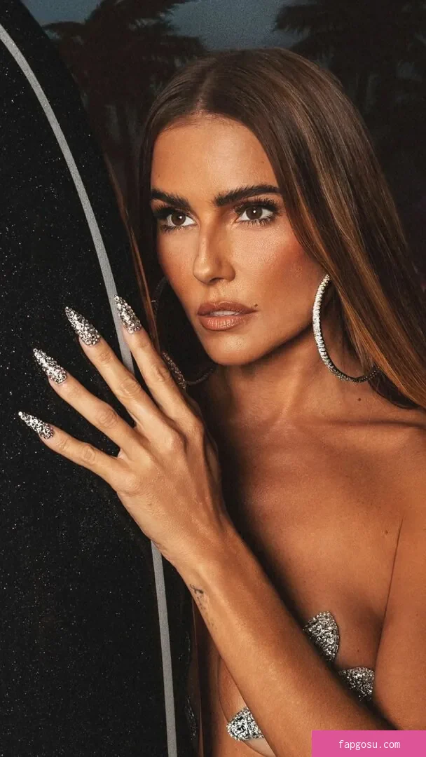 Deborah Secco