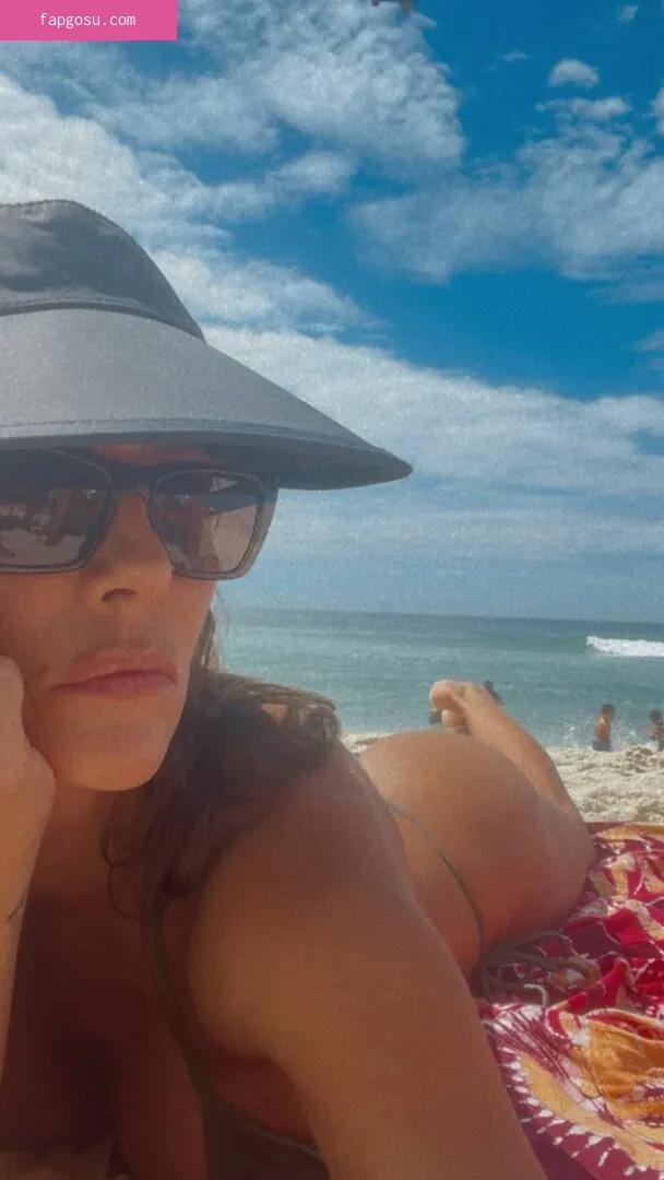 Deborah Secco