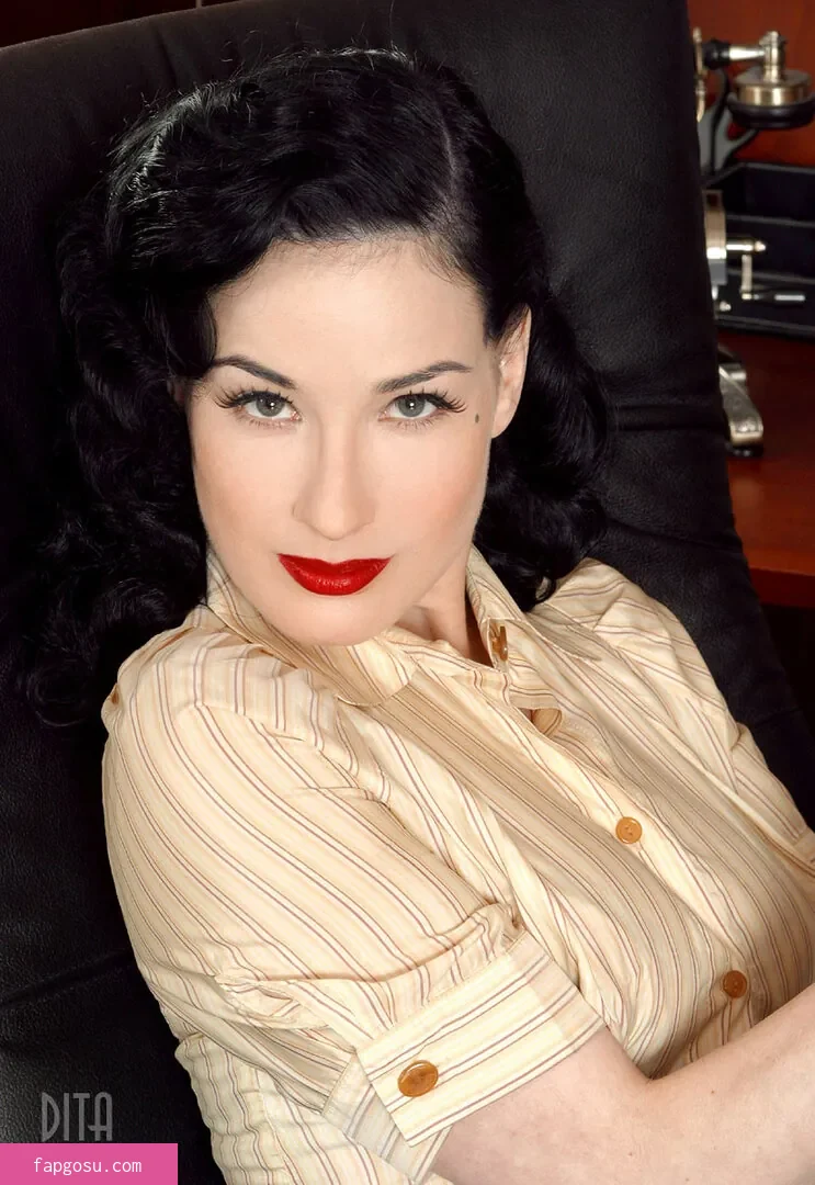Dita Von Teese