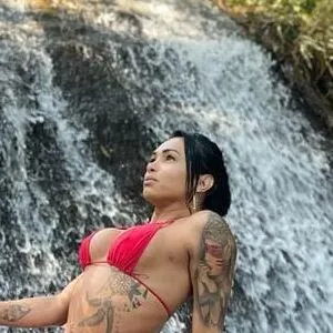 Emanuelle Amaral