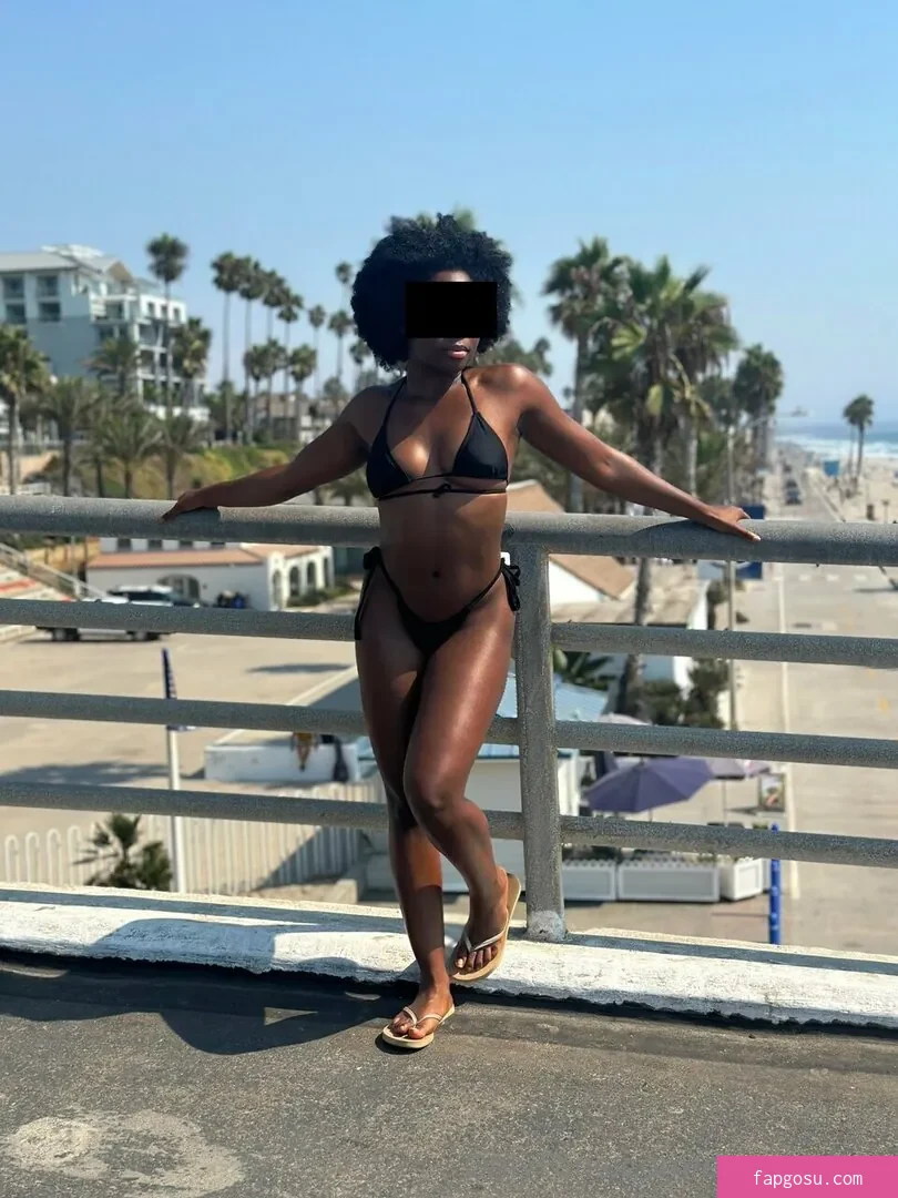 Ebony Butts