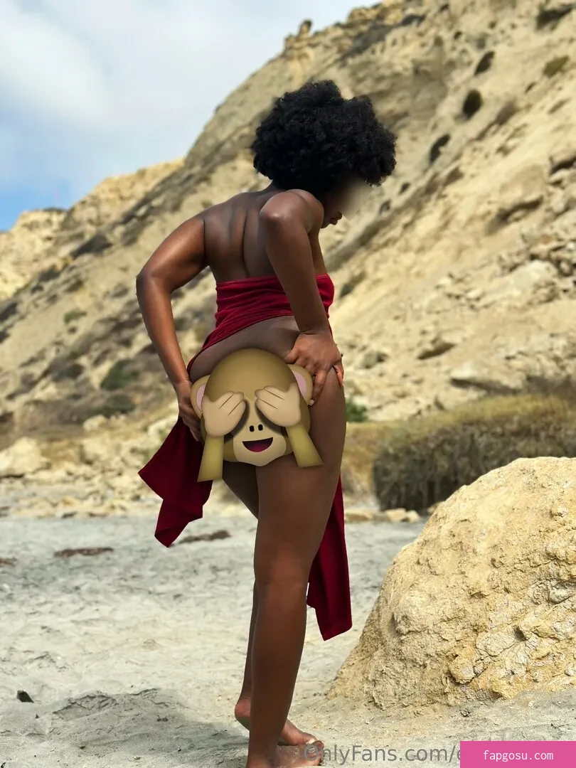 Ebony Butts