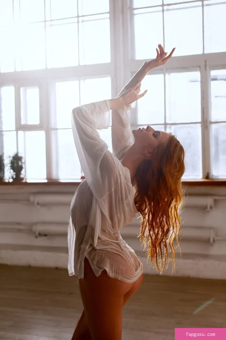 elizaveta_bond