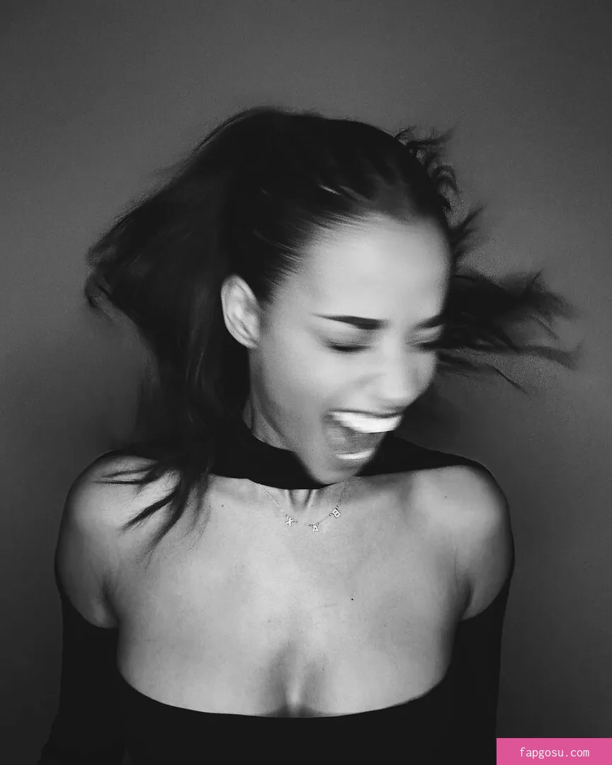 Ella Balinska