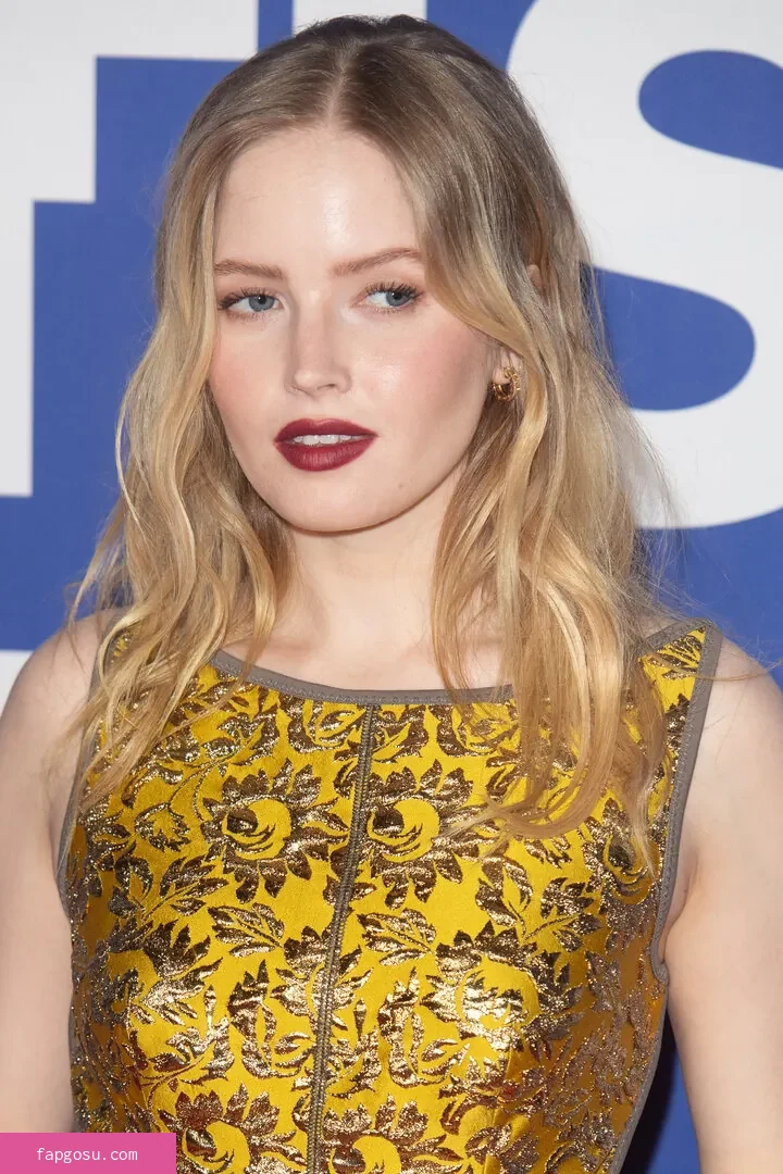 Ellie Bamber