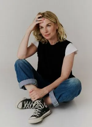 Eva Birthistle content