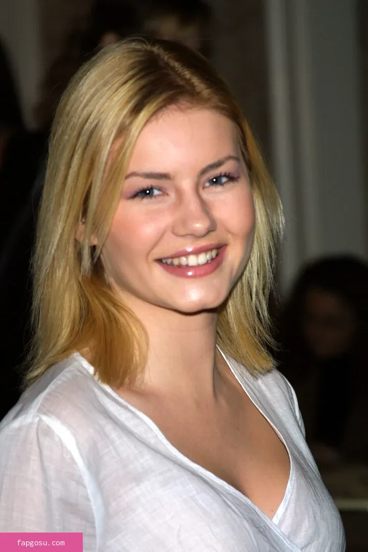 Elisha Cuthbert