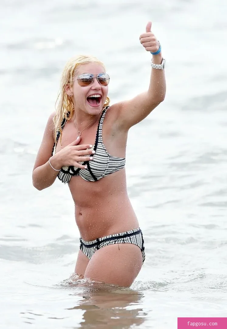 Elisha Cuthbert