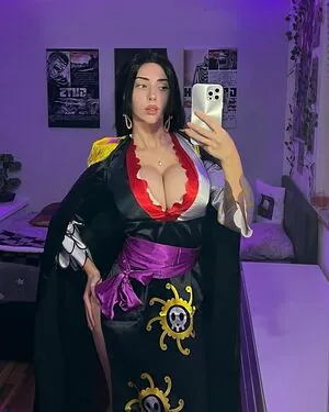 Elisa Denisee content
