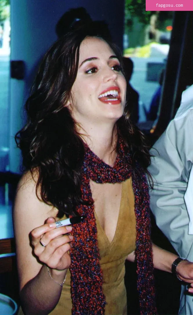 Eliza Dushku