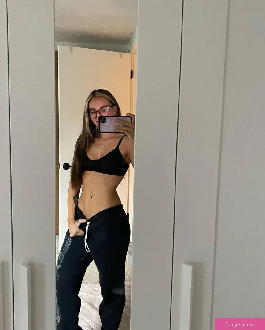 Ella Dime