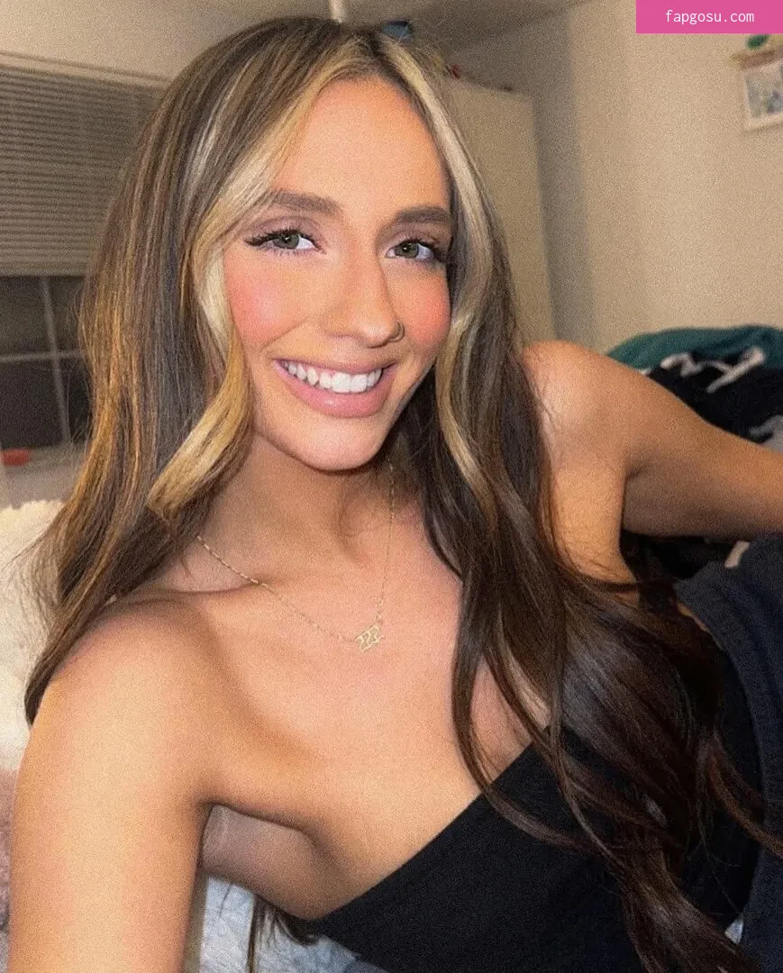 Ella Dime