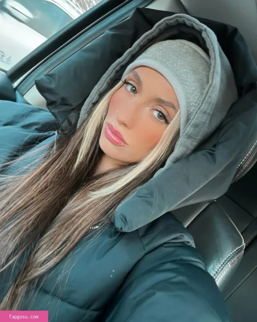 Ella Dime