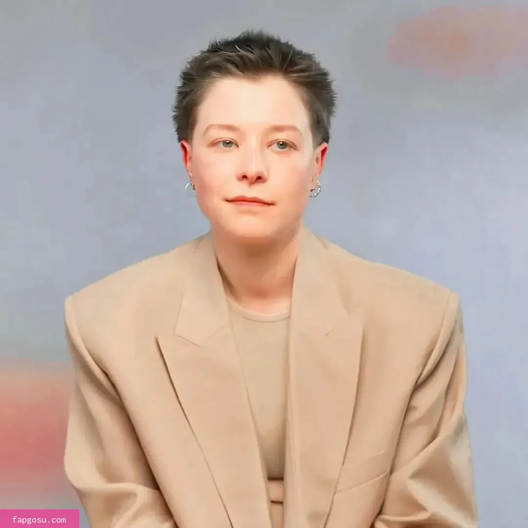 Emma D'arcy
