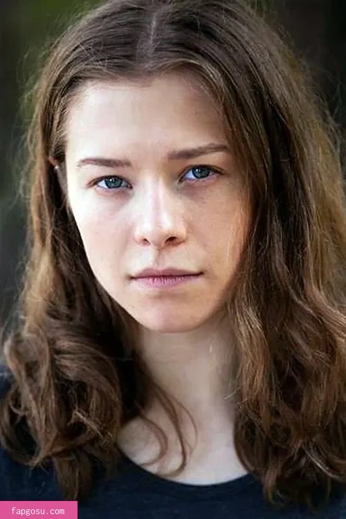 Emma D'arcy