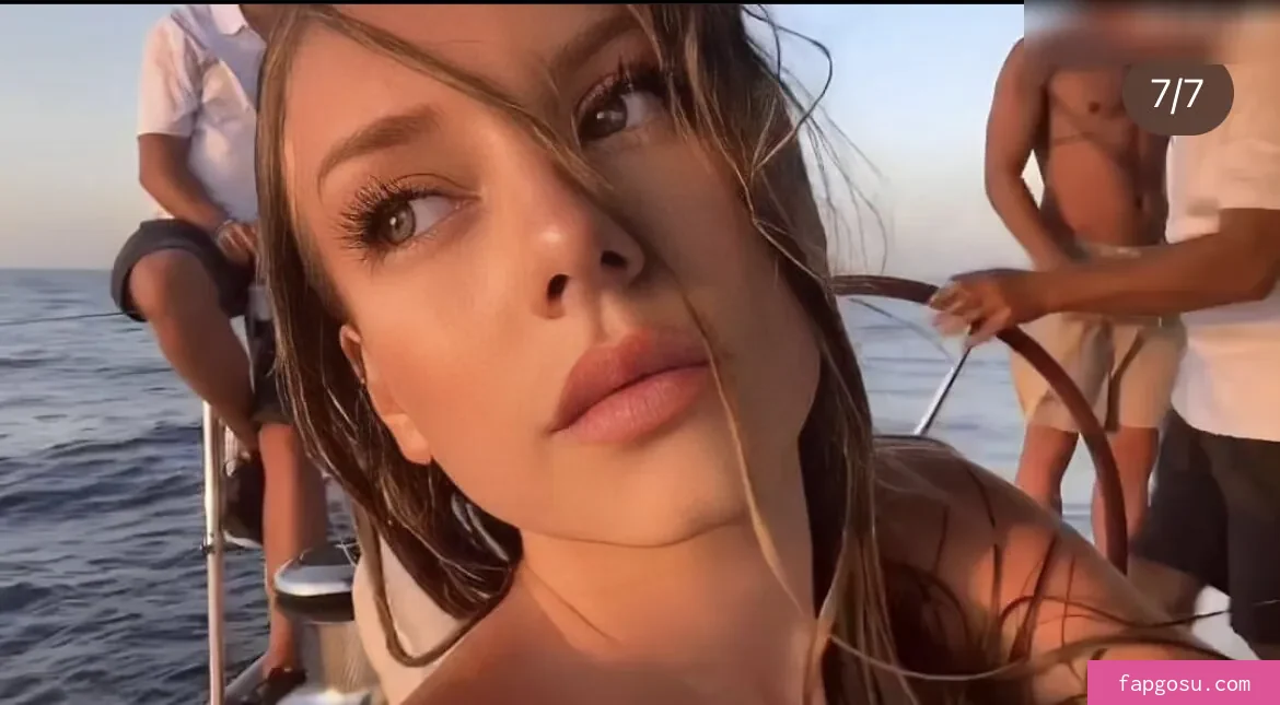 Ester Expósito