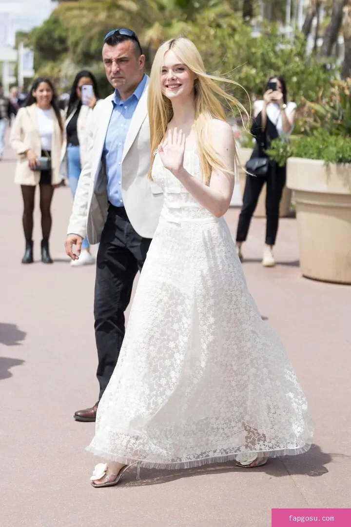 Elle Fanning