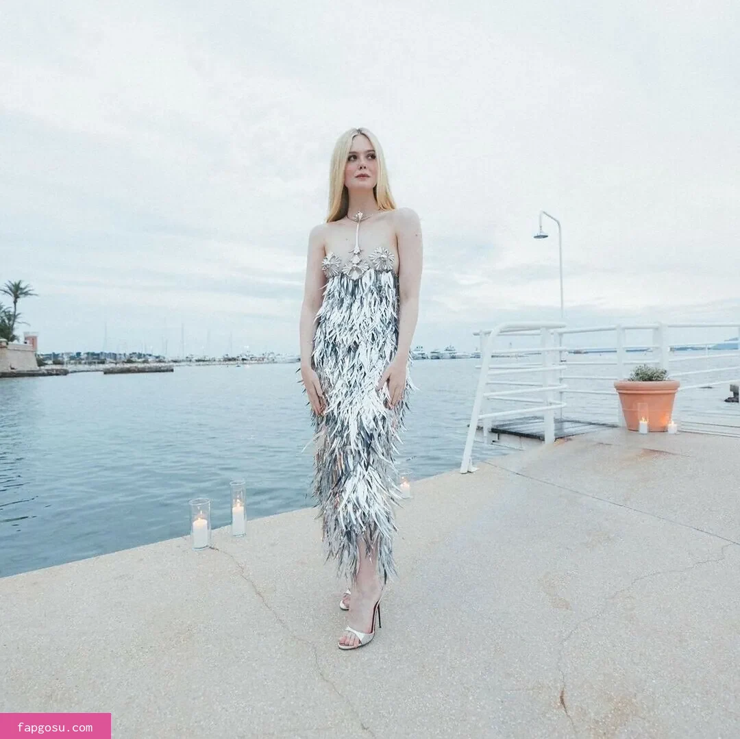 Elle Fanning