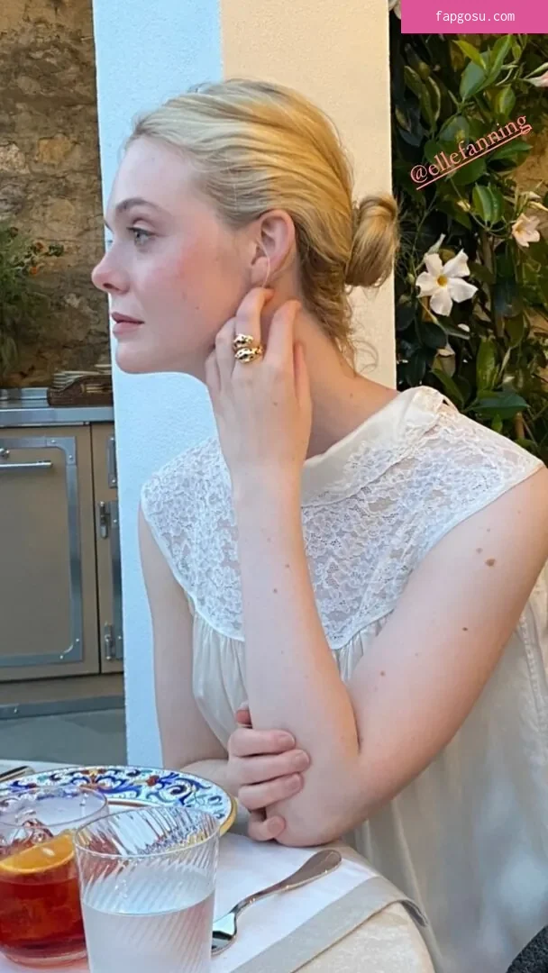 Elle Fanning