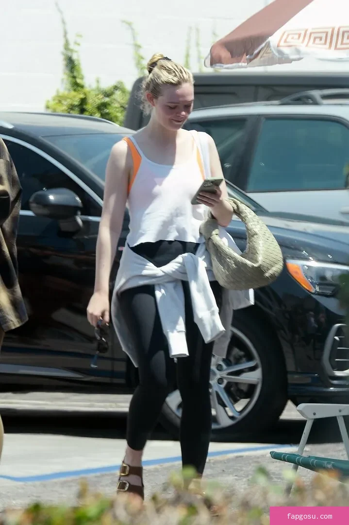 Elle Fanning