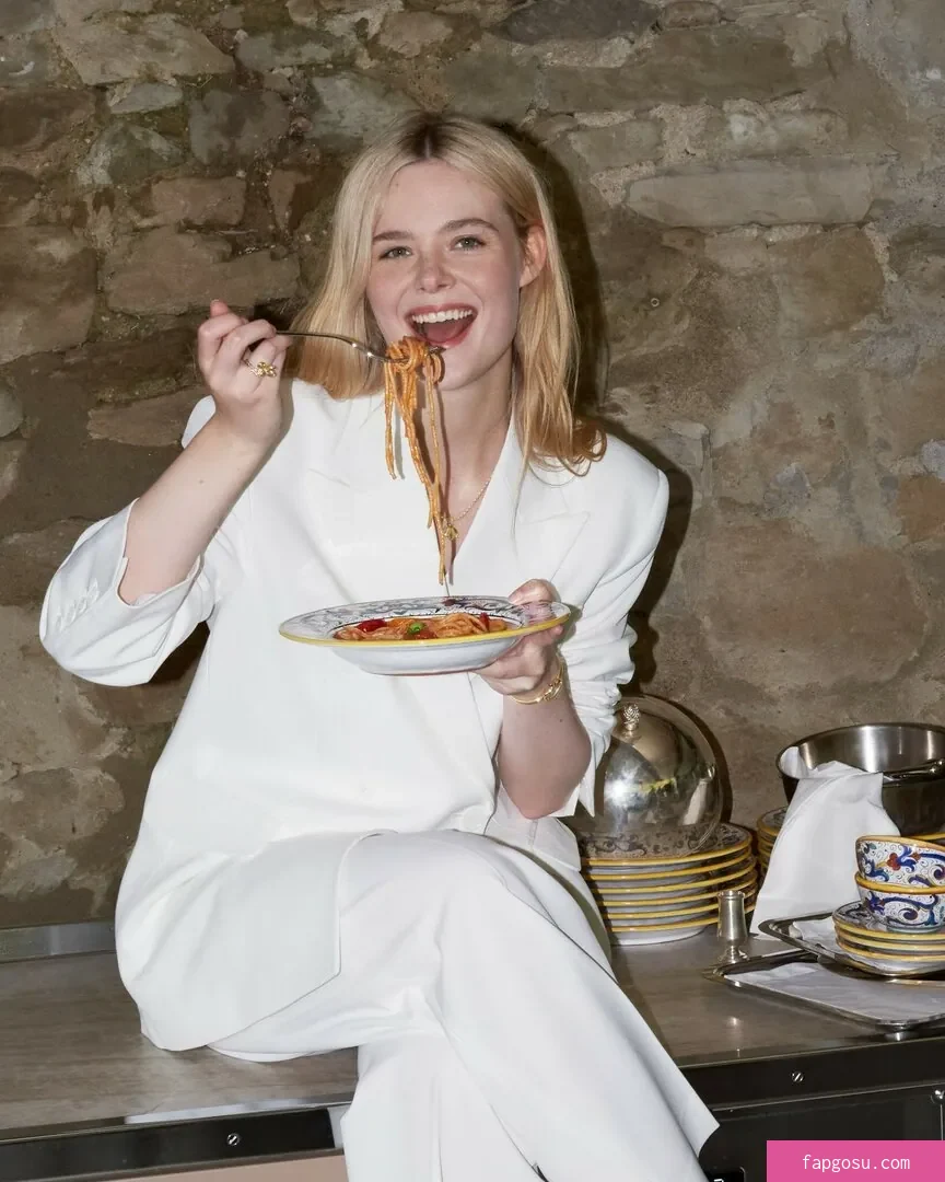 Elle Fanning