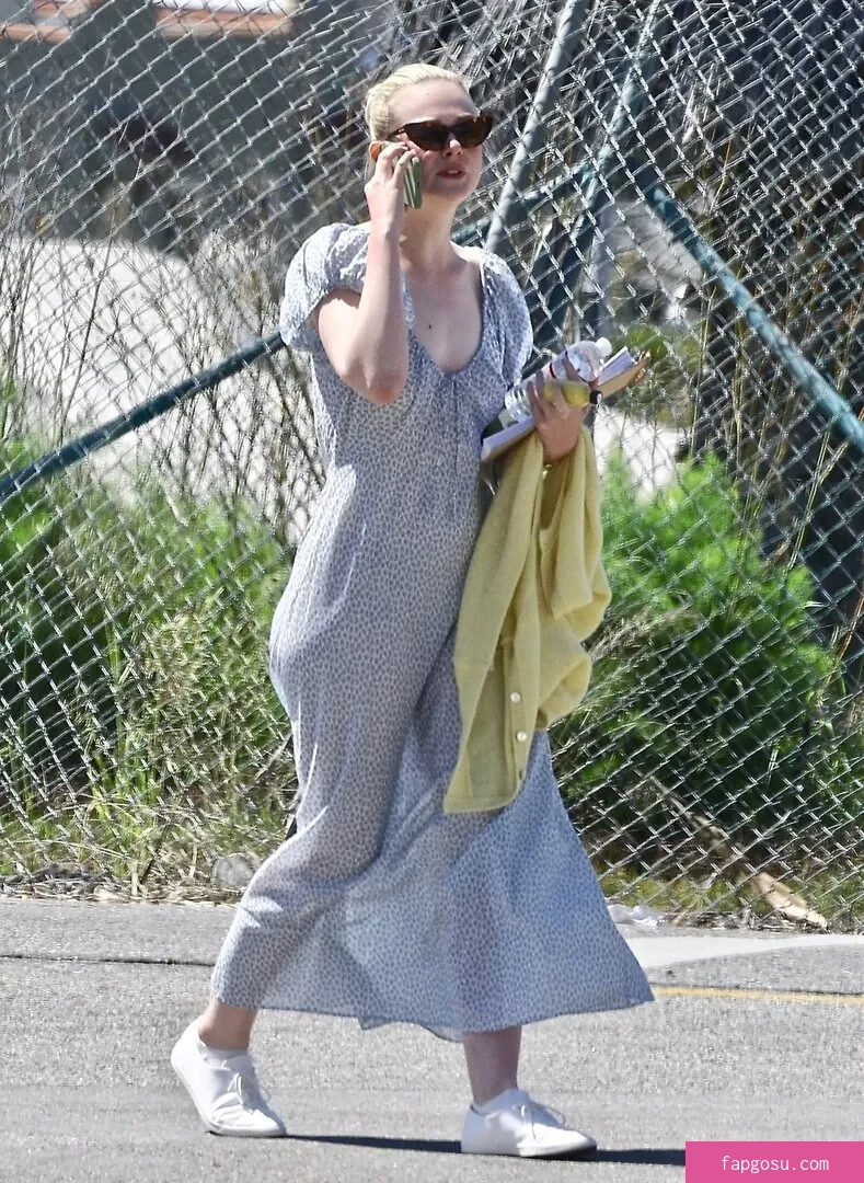 Elle Fanning