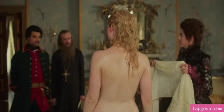 Elle Fanning