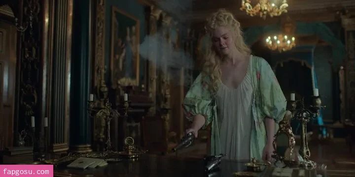 Elle Fanning