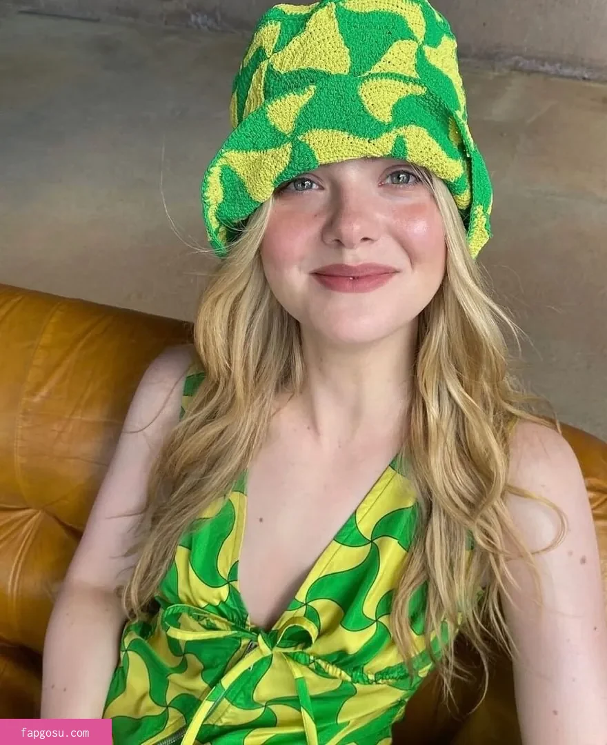 Elle Fanning
