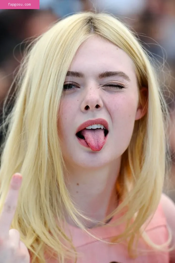 Elle Fanning