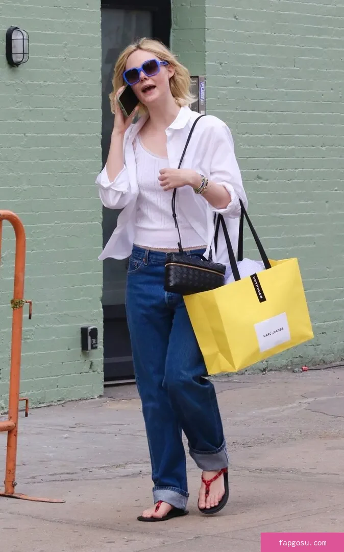 Elle Fanning