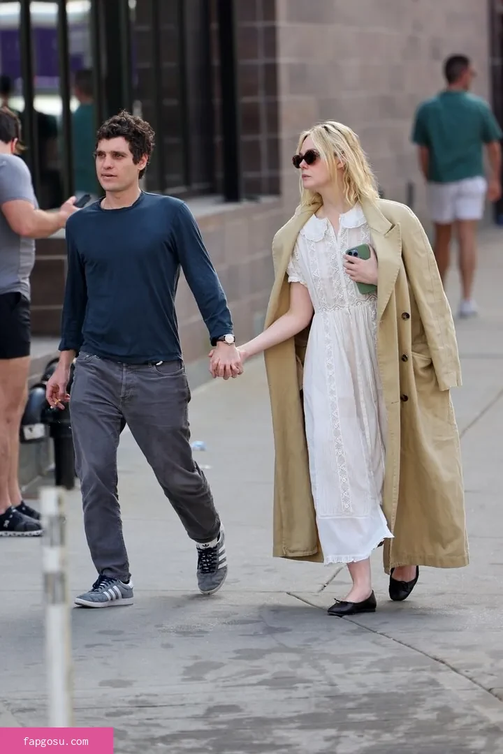 Elle Fanning