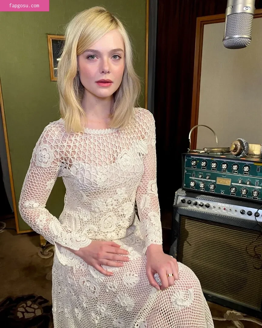 Elle Fanning