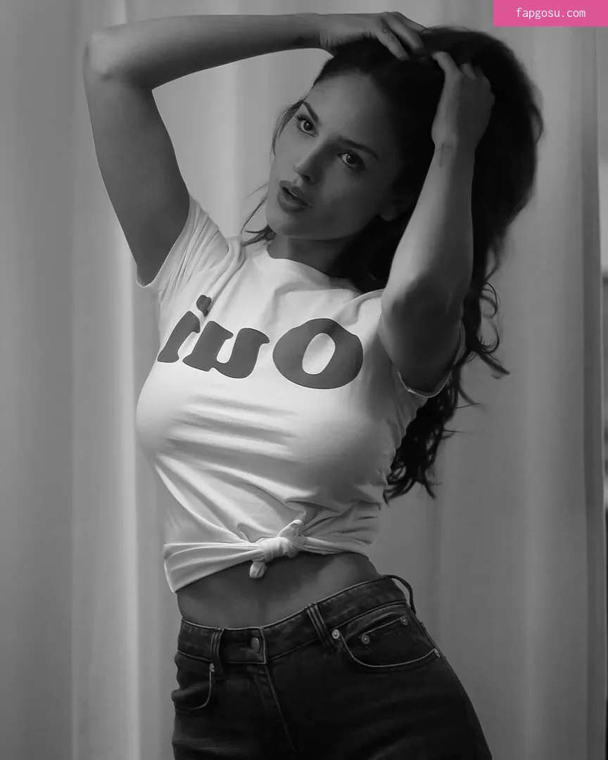Eiza Gonzalez