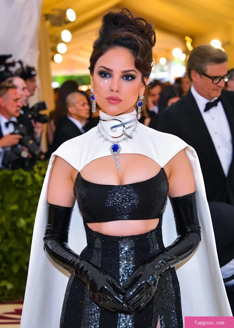 Eiza Gonzalez