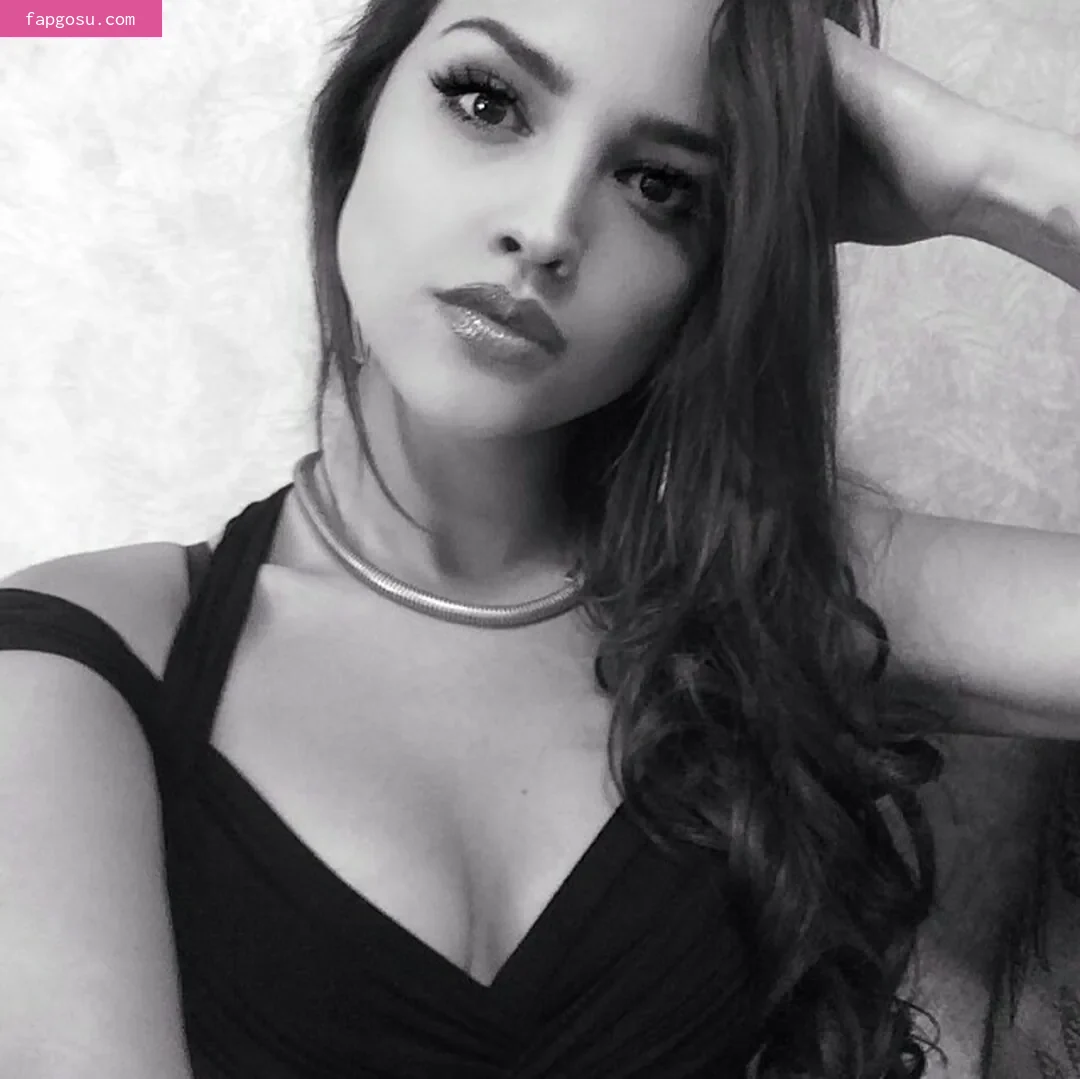 Eiza Gonzalez
