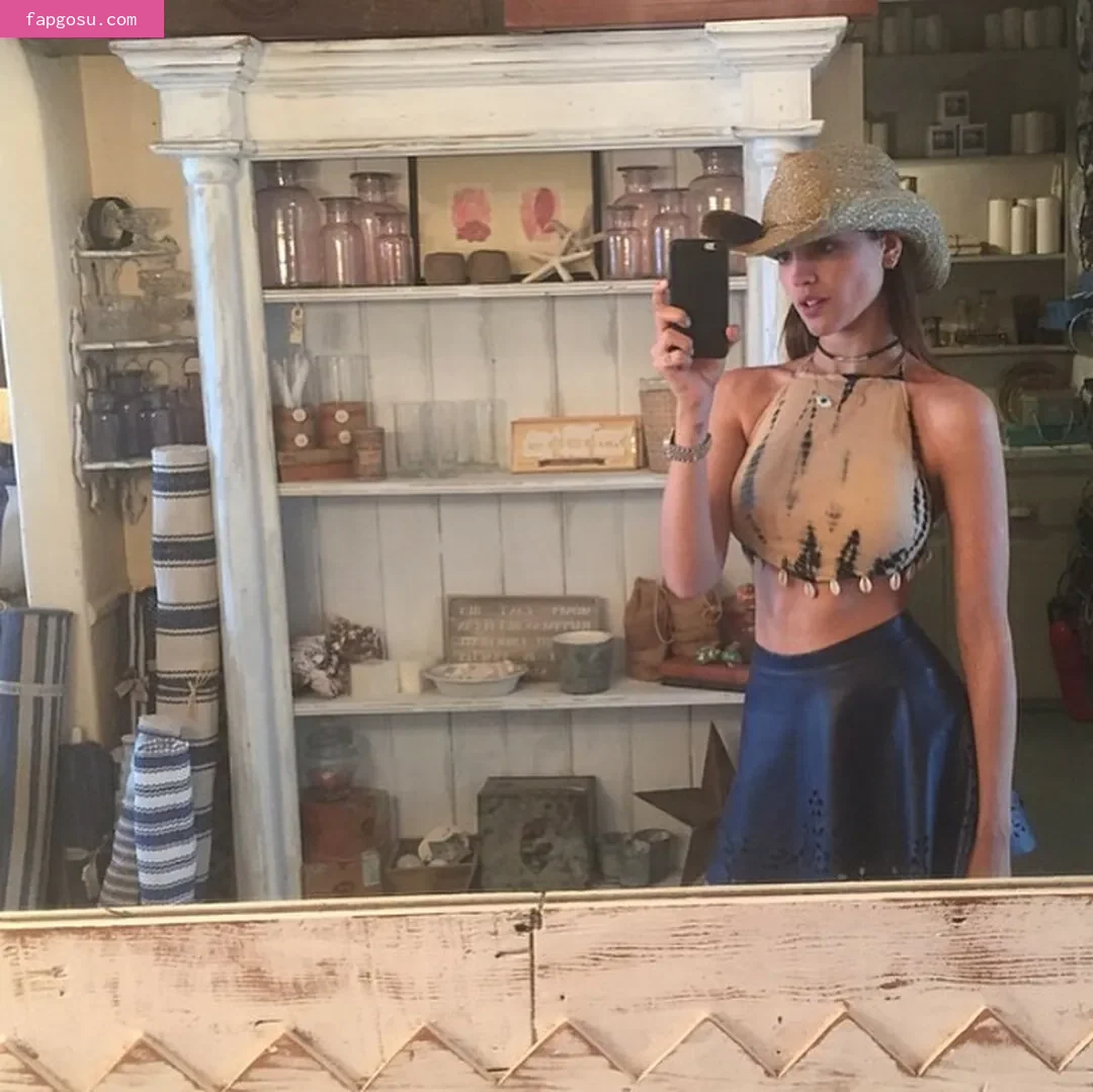 Eiza Gonzalez