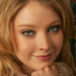 Elisabeth Harnois