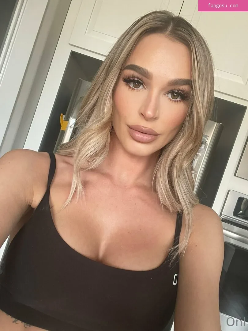 Emma Hix