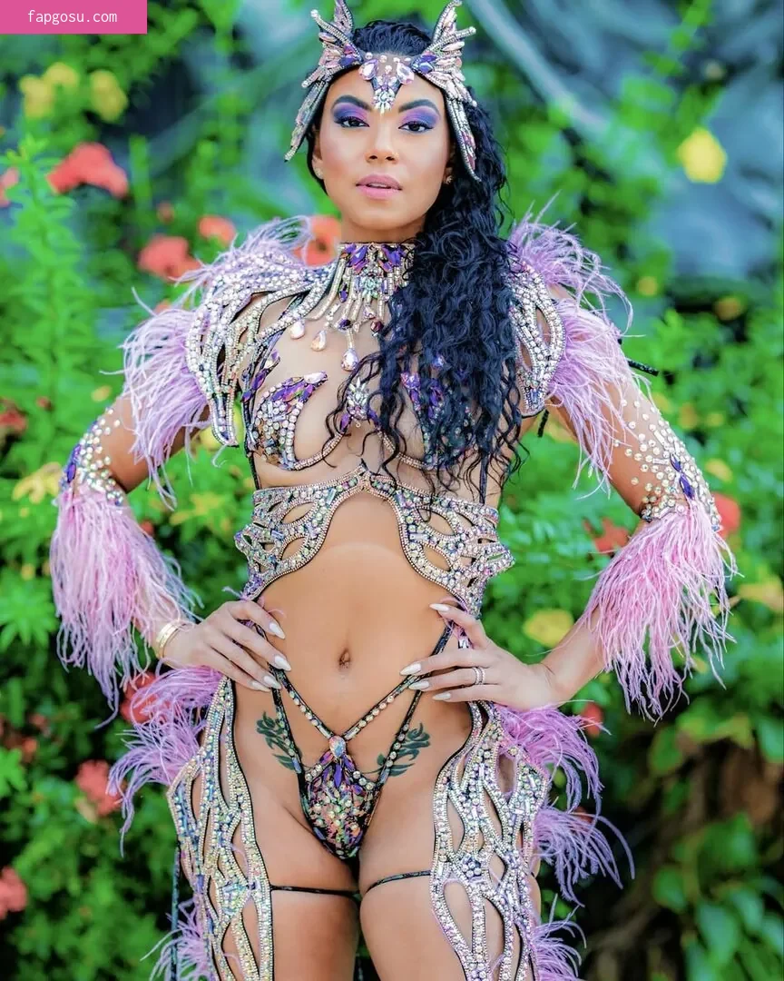 Eniko Hart