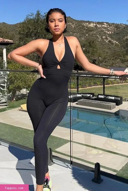 Eniko Hart