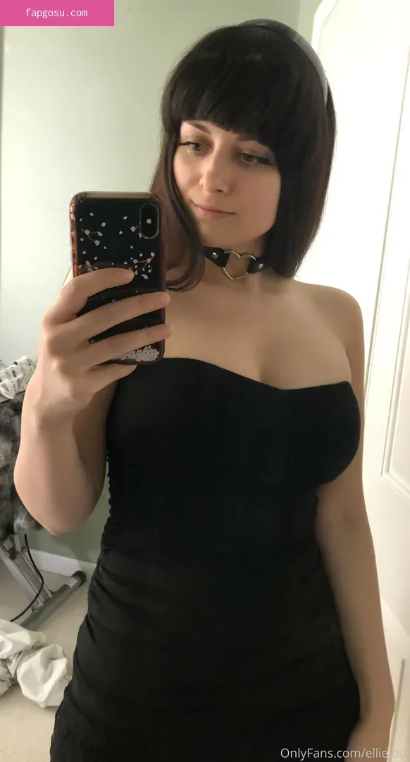 Ellie Idol