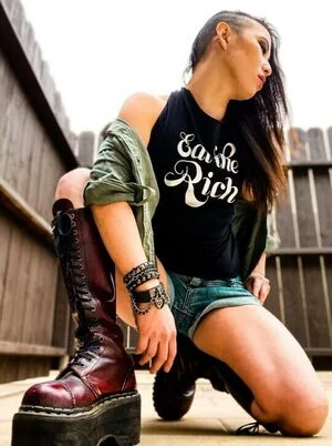 Erika Ishii content