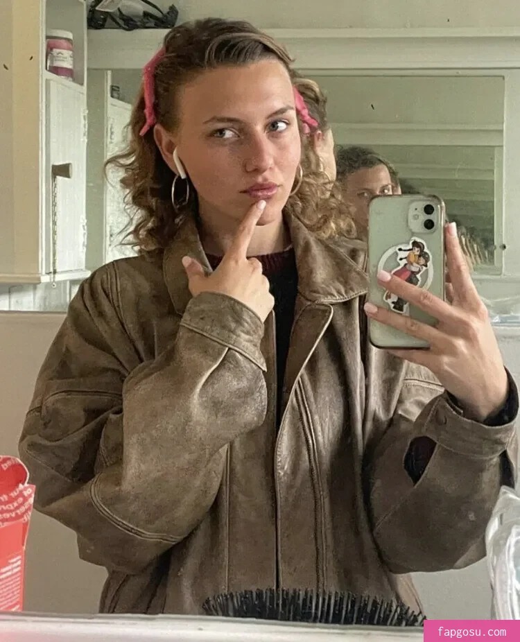 Ella Kernkamp