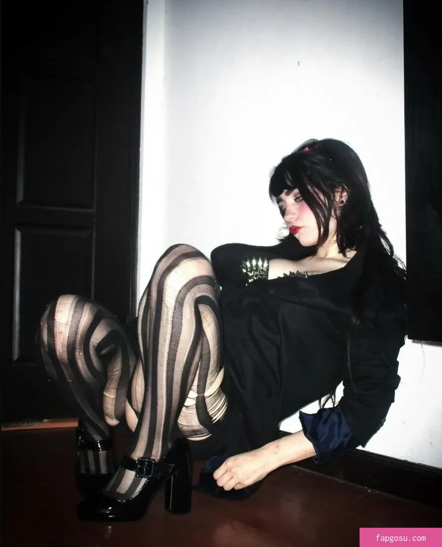 elinoiiddx - Photo #5
