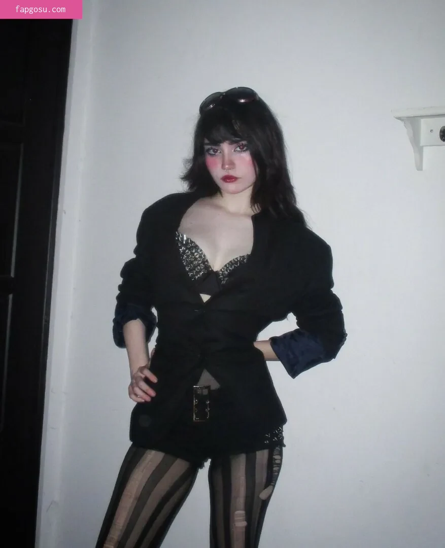 elinoiiddx - Photo #6