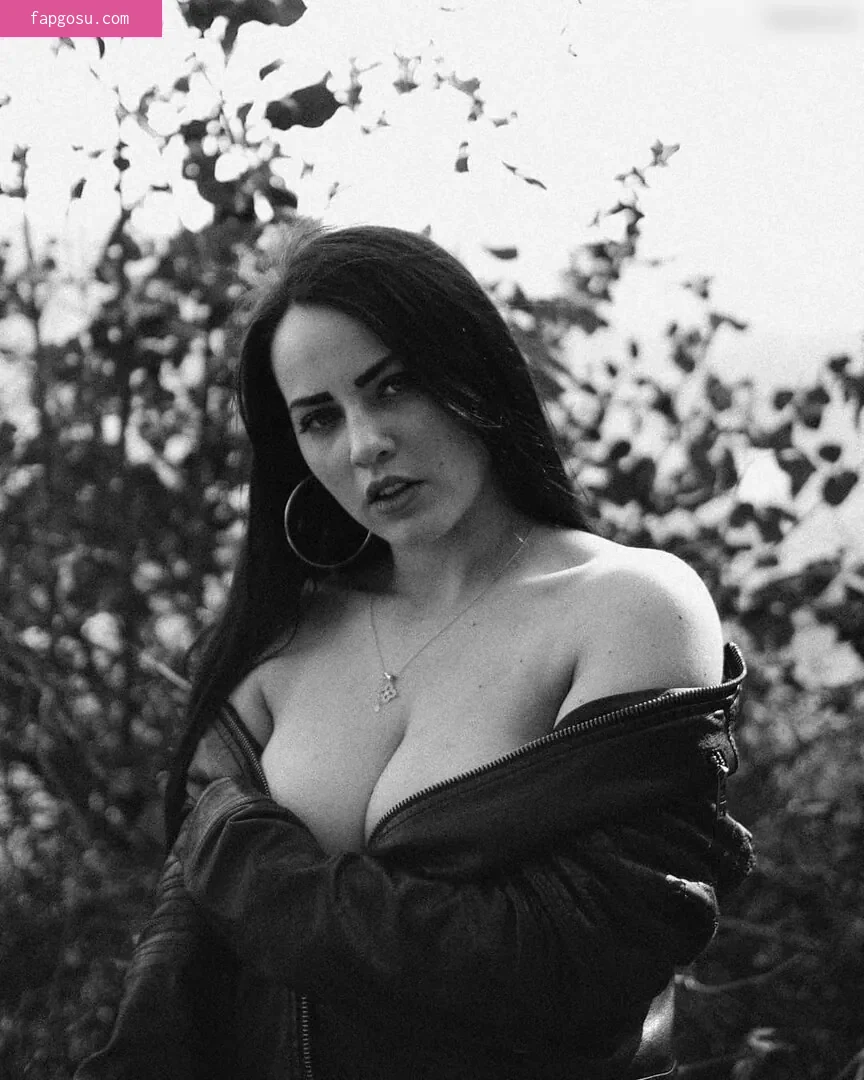 Elisaofficialx
