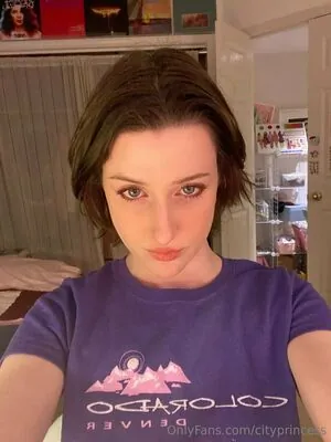 Ellamyvalentine content